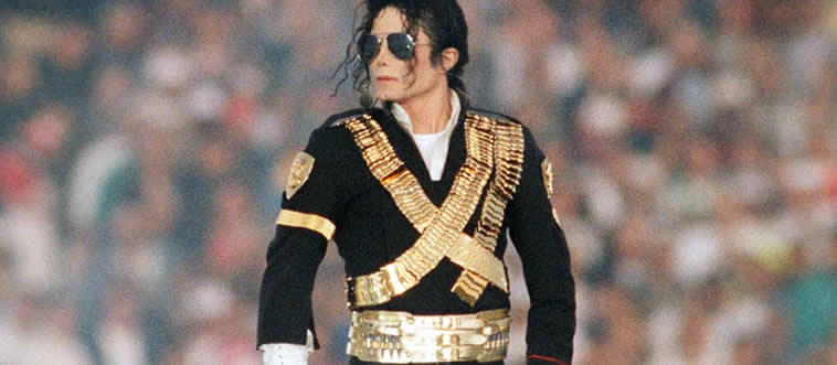 Which legendary artist commanded the Rose Bowl stage for this iconic 1993 performance?