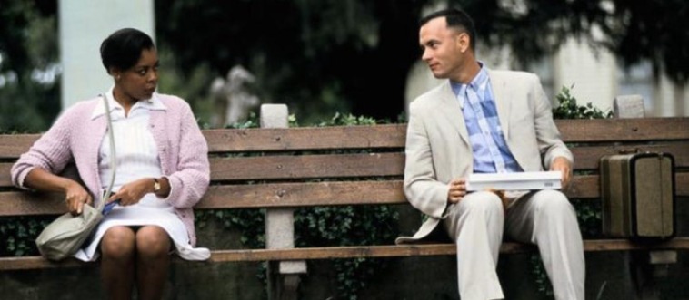 Which 1994 film famously compares life to a box of chocolates?